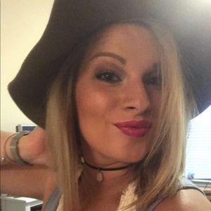 Meet your Posher, Kaylen